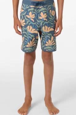 Boy's Cruzer Scallop 16