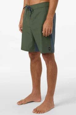 Hyperfreak TRVLR Tech Enduro 19" Boardshorts