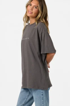 Linear Scape Oversized Tee