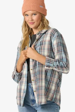 Logan Flannel Long Sleeve Top