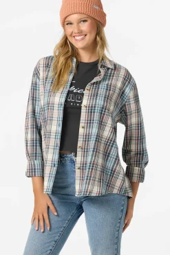Logan Flannel Long Sleeve Top