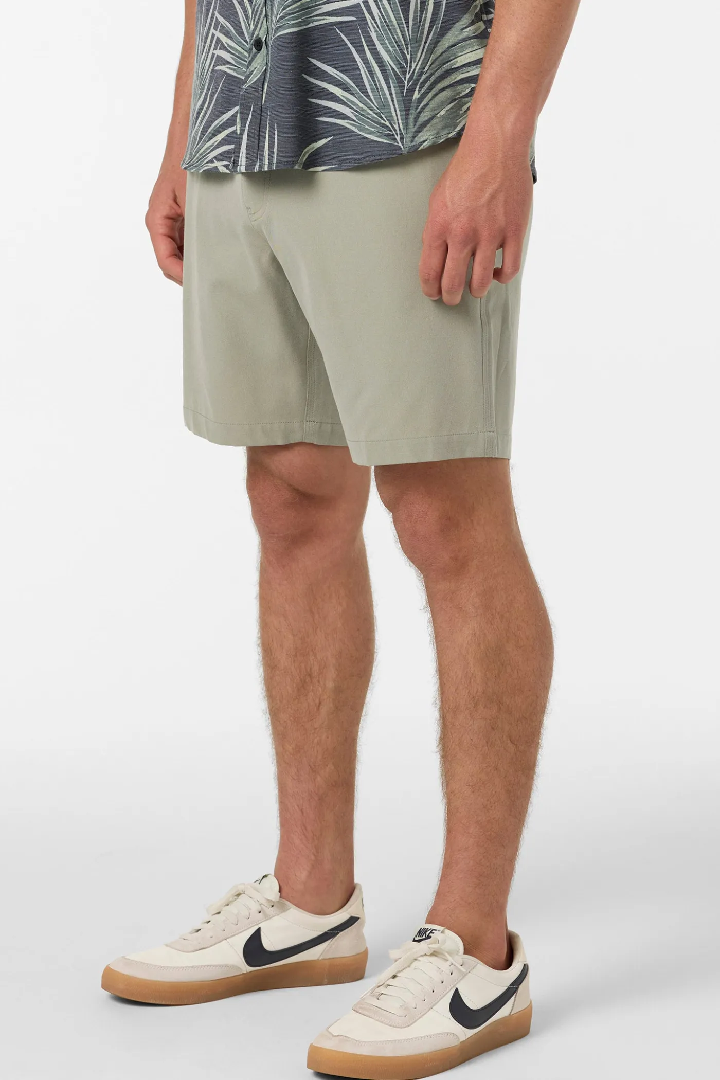 Reserve Light Check Elastic Waist 18" Hybrid Shorts