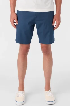Reserve Light Check 19" Hybrid Shorts