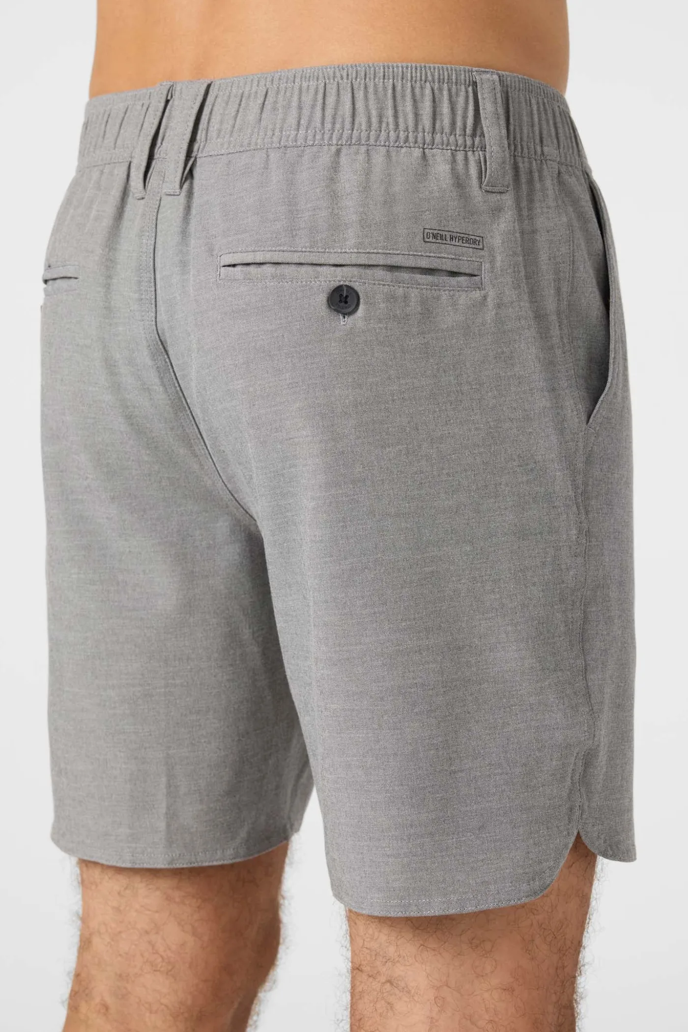 Reserve Light Check 18" Scallop Hybrid Shorts