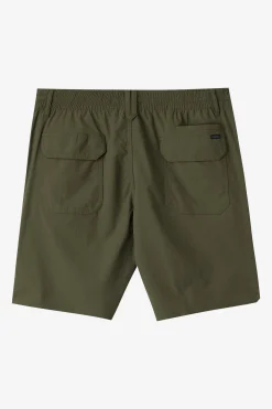 TRVLR Halfback 18" Hybrid Shorts