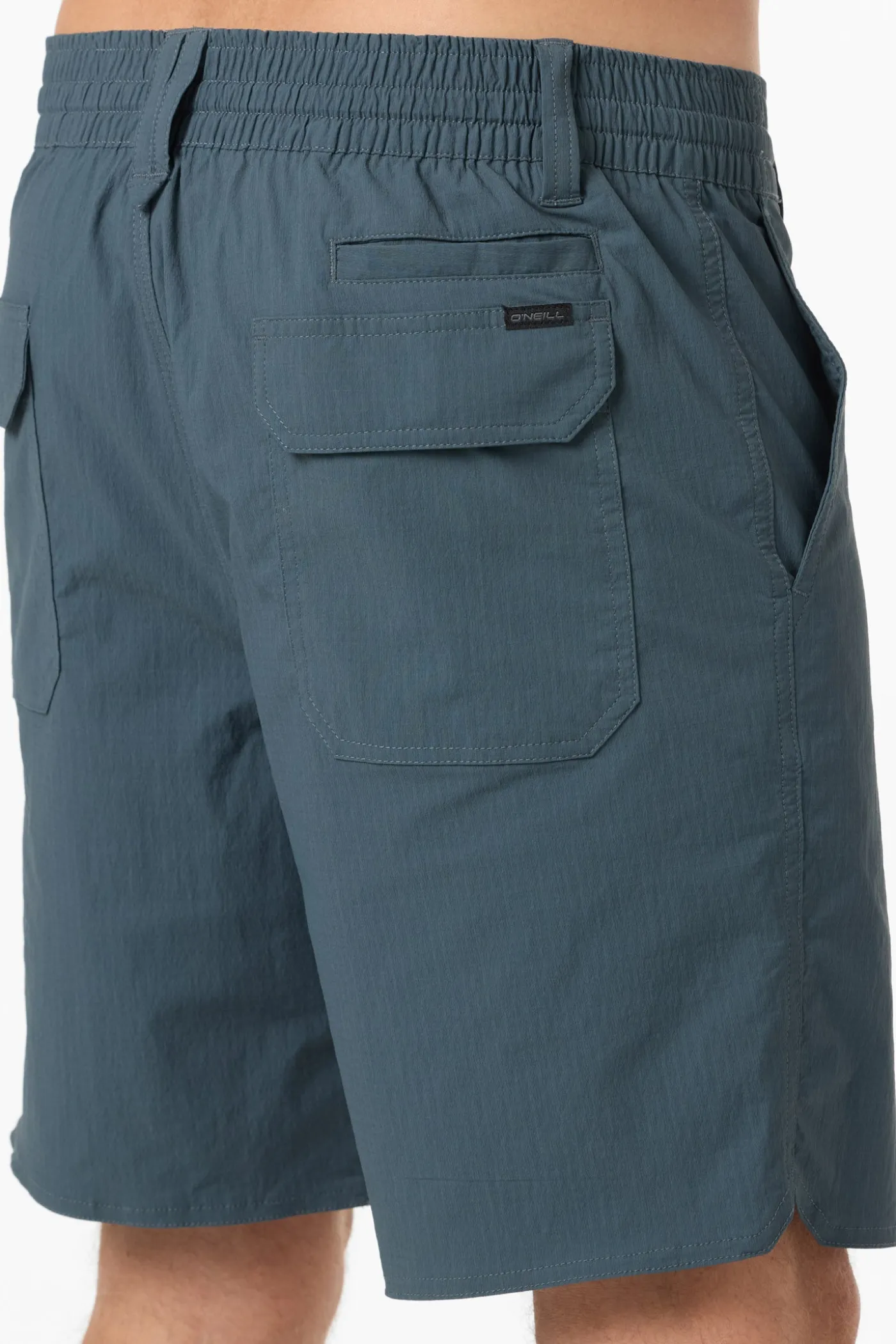TRVLR Halfback 18" Hybrid Shorts